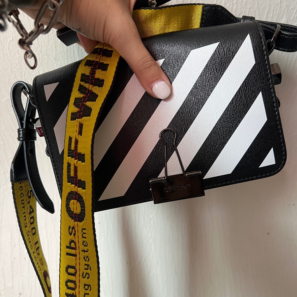 Off white purse